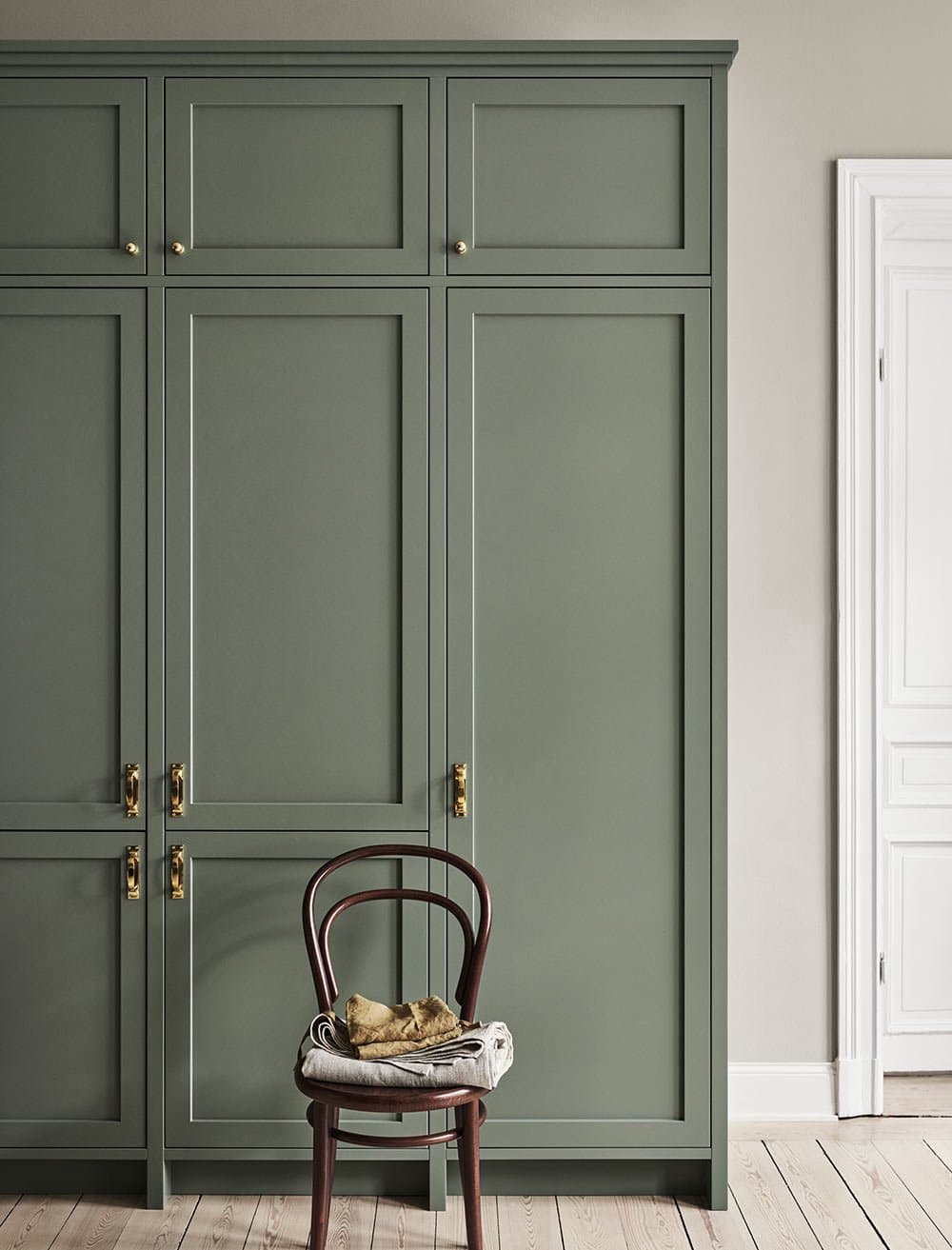 Fitted wardrobe & dressing room — project 10